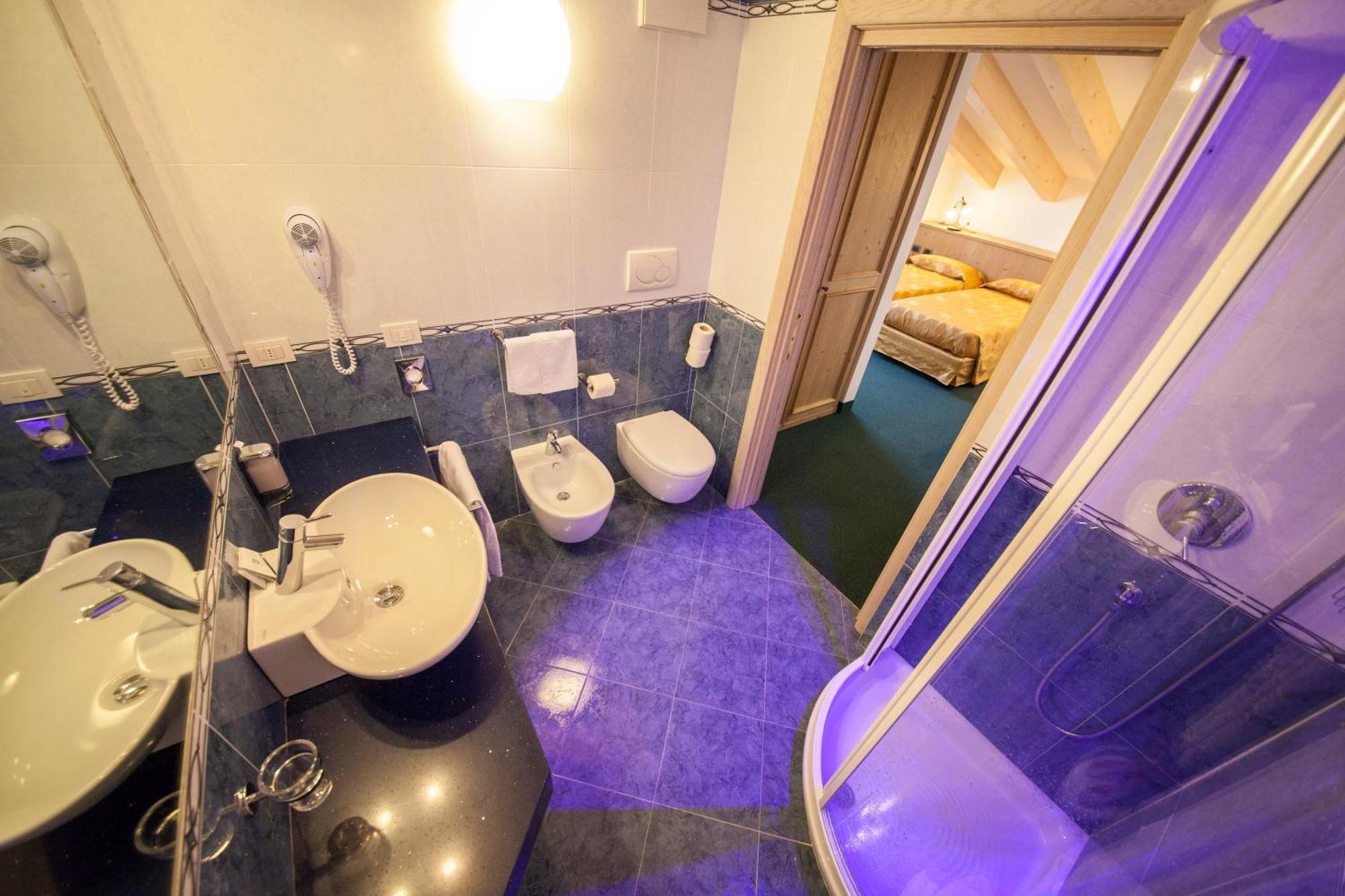 Family Hotel Andes - Only For Family Vigo di Fassa Quarto foto
