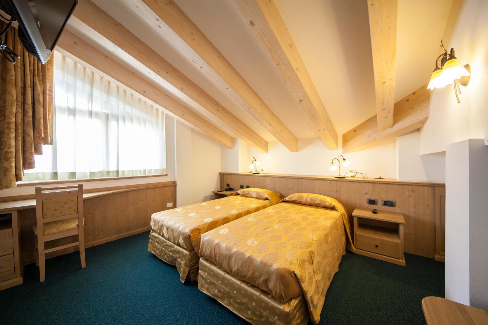 Family Hotel Andes - Only For Family Vigo di Fassa Quarto foto